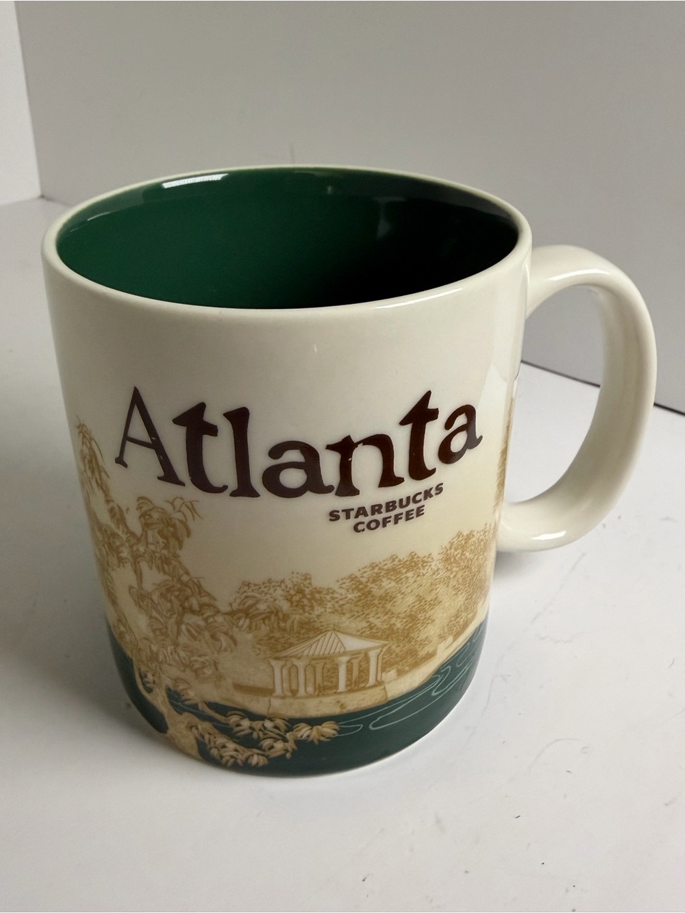 Starbucks Atlanta Collector Series 2010 16 oz Coffee Mug Green City Skyline
